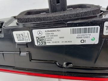 фото thumb №8, Mercedes eqe w294 suv 22- лампа задня накладка led європа a2949065701