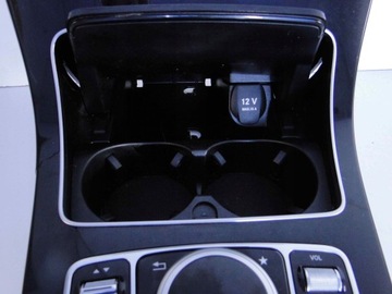 фото thumb №5, Mercedes c клас w205 205 панель консоль середня