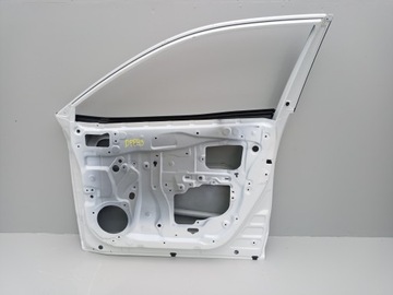 фото thumb №7, Toyota corolla cross двері праві передні =