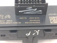 фото thumb №7, Peugeot 2008 ii 2021 перед ліва модуль / реле підігрів сидінь