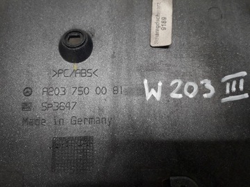 фото thumb №7, Mercedes c клас w203 sedan лак 189 накладка кришки багажника 2037500081