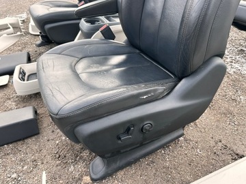 фото thumb №10, Сидіння сидіння салон диван спинка обшивки комплект chrysler pacifica 2017+