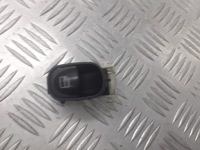 фото thumb №1, Переключатель стекло правый перед mercedes w203 a2038200210