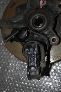 фото thumb №2, Renault clio iv поворотный кулак правый перед ступица 2016