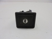 фото thumb №6, Renault clio i вкладка замка кришки lift