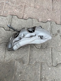 фото thumb №1, Audi q5 80a суппорт тормозной правые 80a615106br