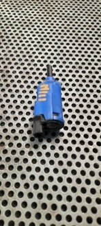 фото thumb №1, Датчик зчеплення 253251679 renault master