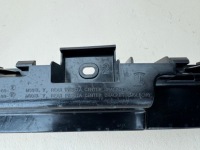 фото thumb №9, Tesla model y 20r- направляющая кронштейн бампера задняя 1494045-00