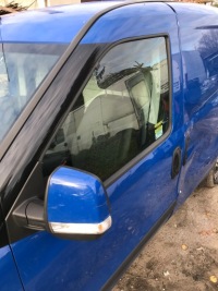 фото thumb №3, Стекло дверь правый перед передняя fiat doblo ii combo d wwa