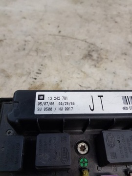фото thumb №4, Модуль bsi коробка запобіжників 13242781 opel zafira b 1.9d
