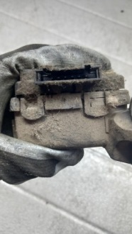 фото thumb №3, Потенциометр газа mitsubishi space star 01r