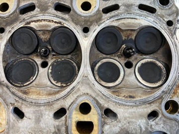 фото thumb №13, Головка двигателя комплектная 7559168 bmw e90 e87 2.0 benz n43 n43b20a