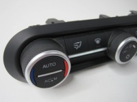 фото thumb №3, Панель кондиционера alfa romeo stelvio 01561303470