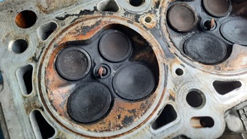 фото thumb №7, Головка правая 04892064aa chrysler sebring 2.7b