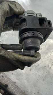 фото thumb №2, Электроклапан renault megane ii 04r 8200201099