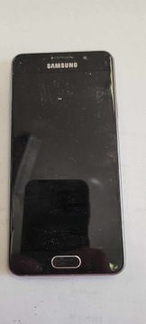 Смартфон Samsung Galaxy A3 1,5 ГБ/16 ГБ черный