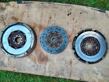 фото thumb №1, Сцепление комплектные двухмассовый маховик avensis t25 2.2 d-cat