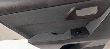 фото thumb №8, Toyota auris e18 боковина двері задніх лівих 6778802110 et172