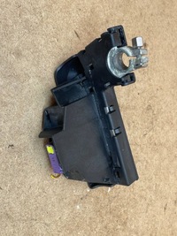 фото thumb №5, Запобіжник клема акумулятора audi tt 8j 4f0915519