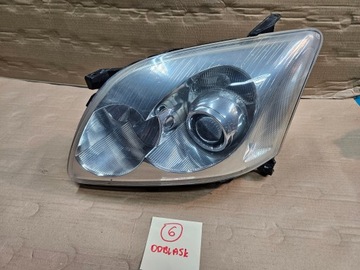 фото thumb №1, Toyota avensis t25 03-06 лампа перед левый