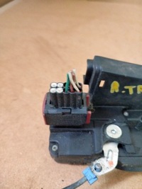 фото thumb №3, Замок дверь правый перед renault trafic ii 8200008248