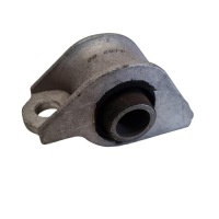 фото thumb №1, Fiat punto 93-99 втулка кронштейн важеля 7775344