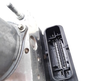 фото thumb №6, Mazda cx-3 насос abs 2.0 skyactiv-g бензин 88kw 120 hp d10j437a0d 2017