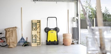 РУЧНАЯ ПОДМЕТАЛЬНАЯ МАШИНА KARCHER S4 TWIN