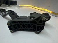 фото thumb №3, Alfa romeo 147 1.9 jtd потенціометр 0281002380