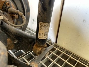 фото thumb №10, Подвешивание задние балка ось зад leon iii универсал 5f 5q0501049as комплект