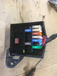 фото thumb №6, Коробка запобіжників laguna iii 240110092r