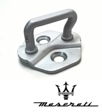 Купити Maserati grecale 2022- вушко засувка замка двері оригінальний номер 670175119, фото thumb