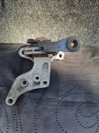 Подушка двигателя renault trafic 3 112101360r Доставка, фото thumb