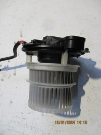 фото thumb №1, Вентилятор отопителя toyota rav 4 v