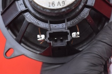 фото thumb №7, Динамик правый зад 9665245280 peugeot 3008 1 i 09-13