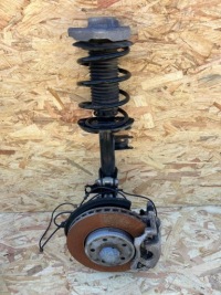 фото thumb №1, Mercedes gla w156 поворотний кулак правий перед амортизатор амортизаторна стійка a1563208013