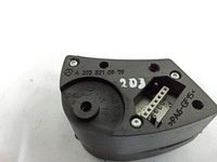 фото thumb №13, Mercedes-benz c w203 2004 панели управление, переключатели