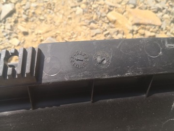 фото thumb №8, Панель під лобовим склом audi q5 8r1819403