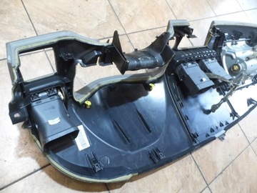 фото thumb №9, Volvo v50 s40 ii 2.0d 06' панель раздаточная капот