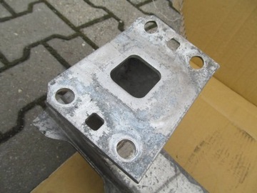 фото thumb №10, Audi tt tts 06-14 балка підсилювач бампера перед передньої c406