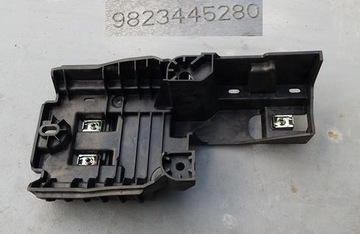 фото thumb №1, Кронштейн основа тунелю peugeot 208 ii 9823445280