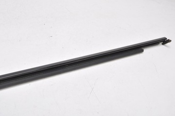 фото thumb №9, Bmw g12 планка стёкла прилегающая к стеклу передняя левая 7336009