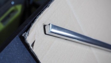 фото thumb №6, Vw touareg планка двері права накладка зад 07r