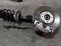 фото thumb №1, Амортизационная стойка поворотный кулак левая 1.6 thp citroen ds4 2012