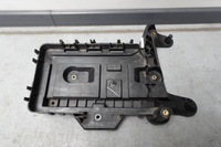 фото thumb №1, Vw golf v passat jetta основание акумулятора