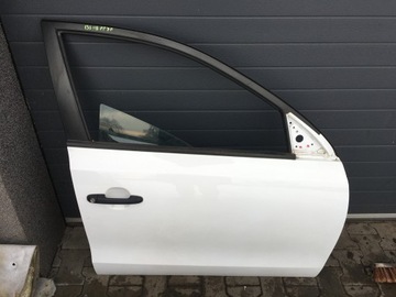 фото thumb №1, Hyundai i30 i хетчбек 07-12 двері правий перед 7f