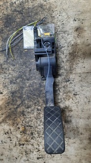 фото thumb №3, Потенциометр газа skoda fabia 1.4b 06r