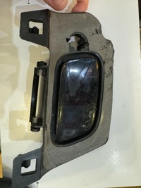 фото thumb №1, Audi a4 b8 - заглушка распылителя фара перед правая 8k0807788f