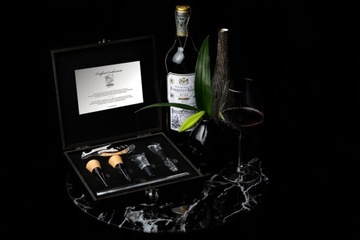 Korkociąg Luxury Line Laguiole z akcesoriami Eleganckie pudełko