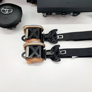 фото thumb №8, Yaris iii панель консоль подушки ремни подушка безопасности